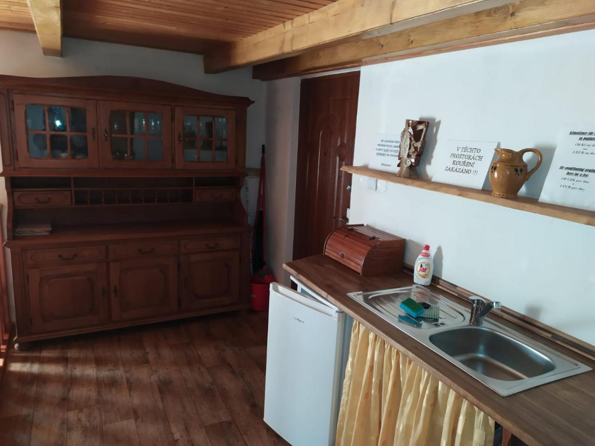 Penzion Cech Valtice Bagian luar foto